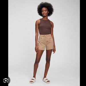 NWT! Gap high waist 4” denim shorts in sandy beige